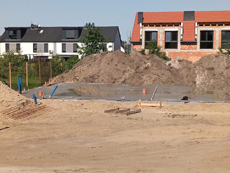 Wylana płyta fundamentowa — postęp budowy, Brodzka 63
